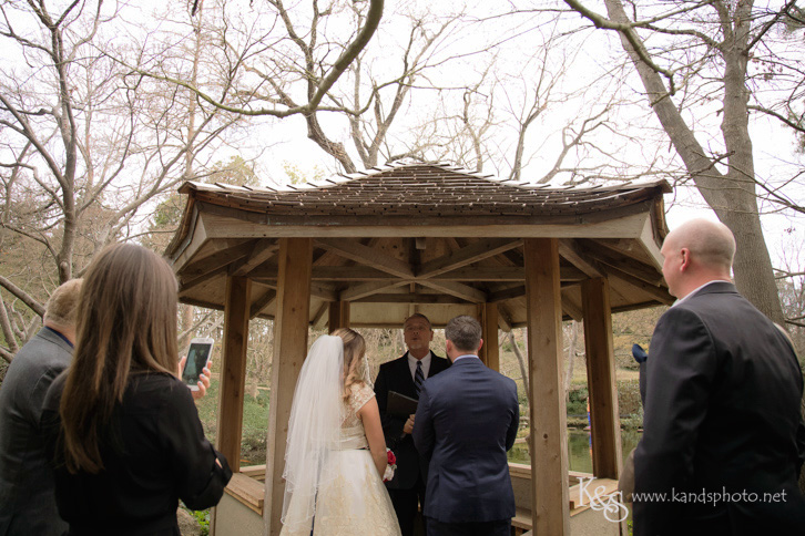 wedding at fort worth japanese garden